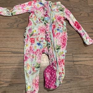 Posh peanut sleeper 0-3 months